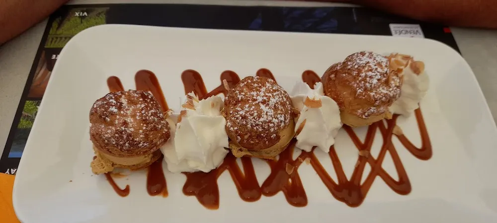 Profiteroles Au Caramel
